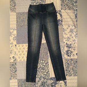 Fashion Nova High Rise Jeans No Back Pockets